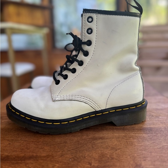 Doc Martens 1460 Smooth Leather Lace Up Boots - Picture 8 of 11